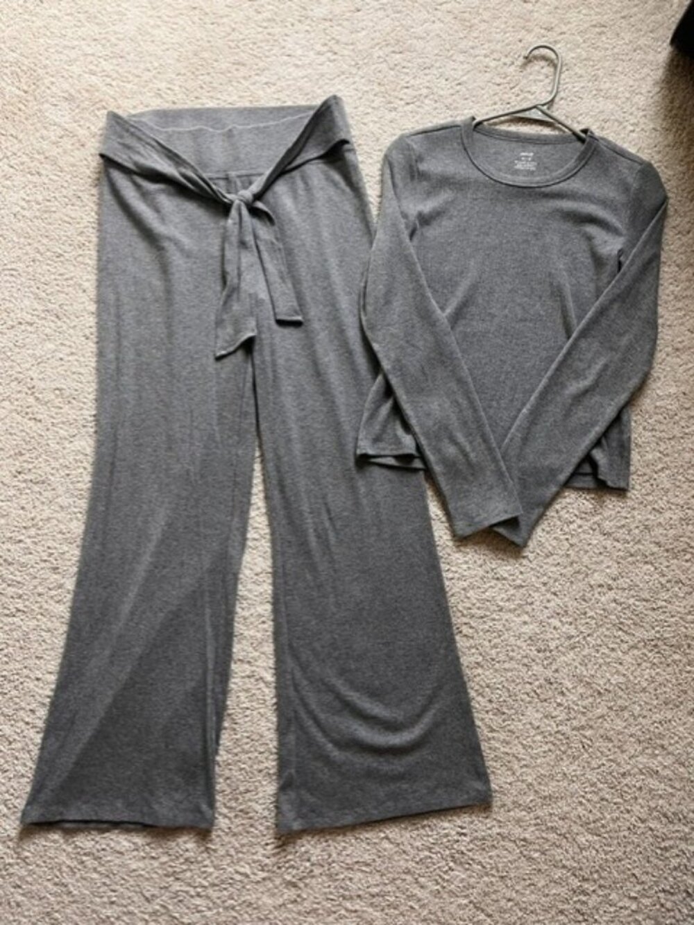 aerie 2-piece set with matching shirt and wide leg ribbed pants
